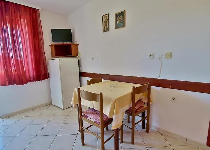 Apartment With Parking Space Lopar, Rab - 22583 Lopar