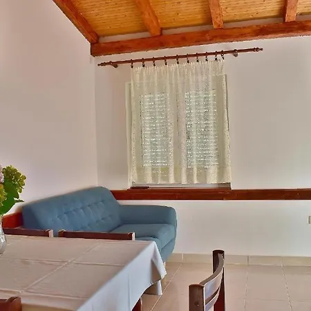 With Parking Space Lopar, Rab - 22583 Appartement Lopar